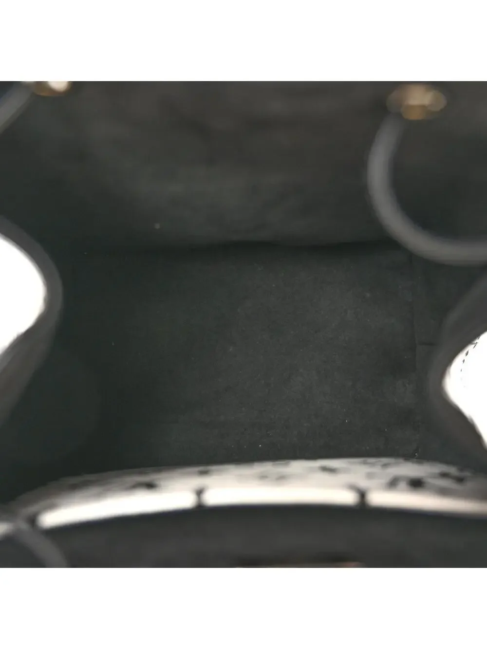 Louis Vuitton Patent Hot Springs #307685L12B